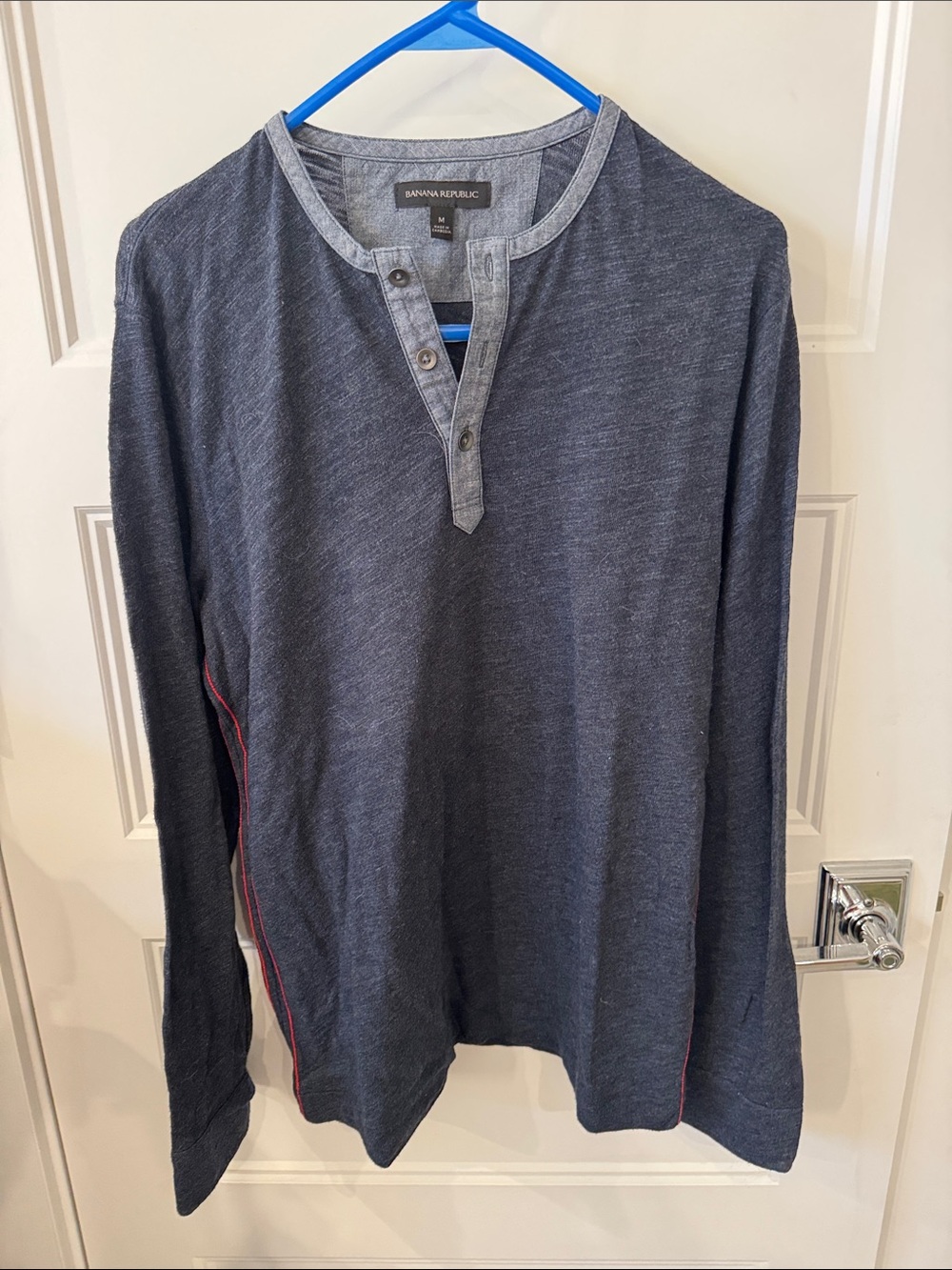 Banana Republic Men’s Navy Henley Long-Sleeve Shirt with Contrast Trim